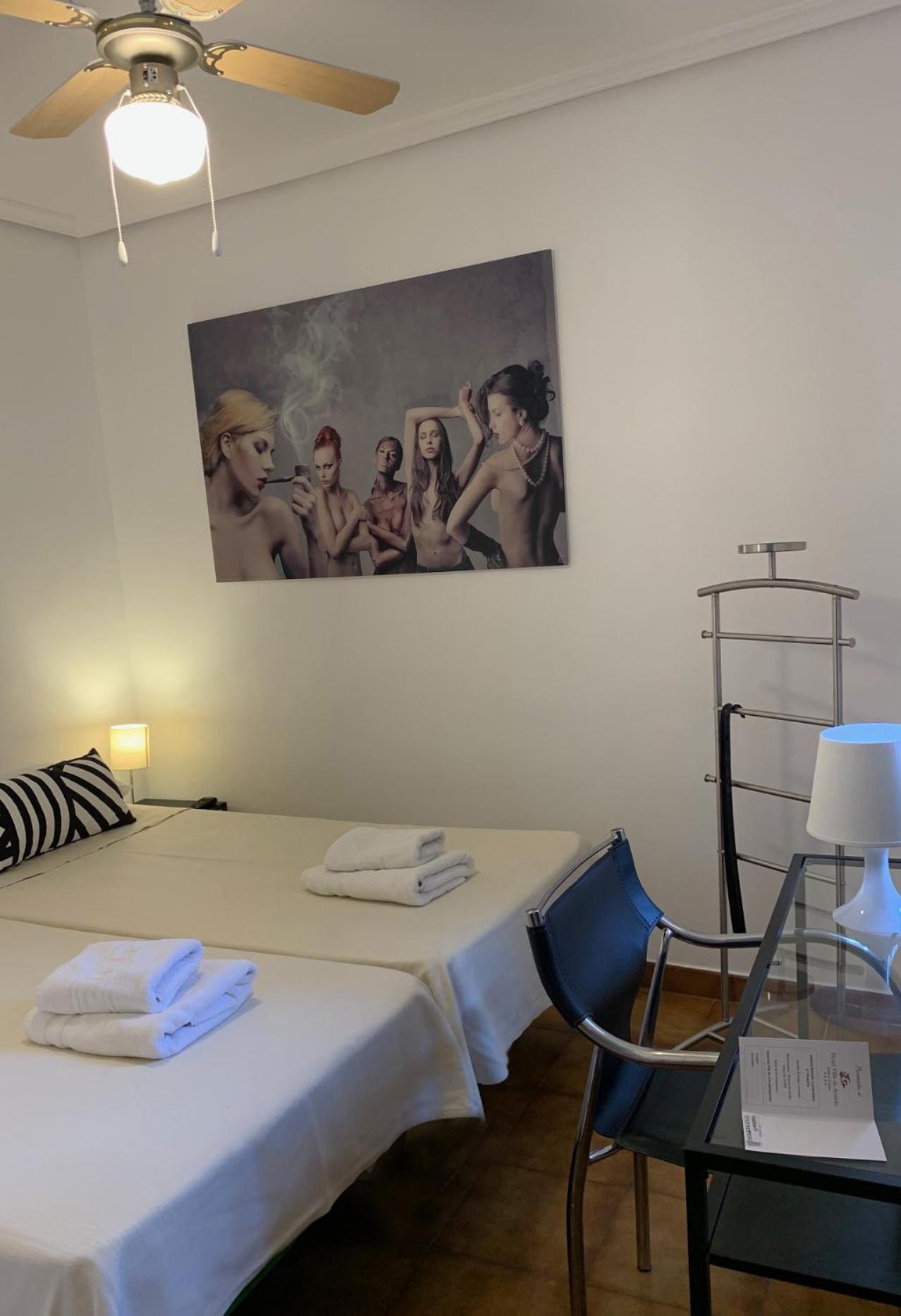 ארנדה דה דוארו Hotel Y Restaurante Puerta De Aranda מראה חיצוני תמונה